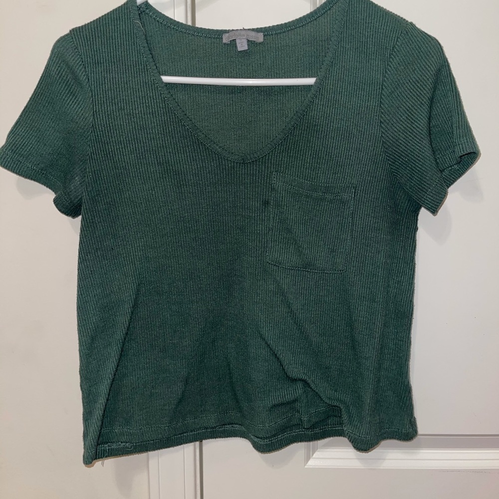 Simple pocket tee.